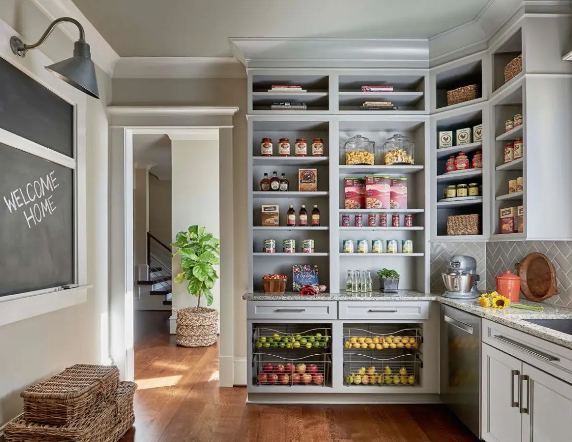 Custom Made Classic White Shaker Style Kitchen Storage Cupboard Closet Pantry Cabinet