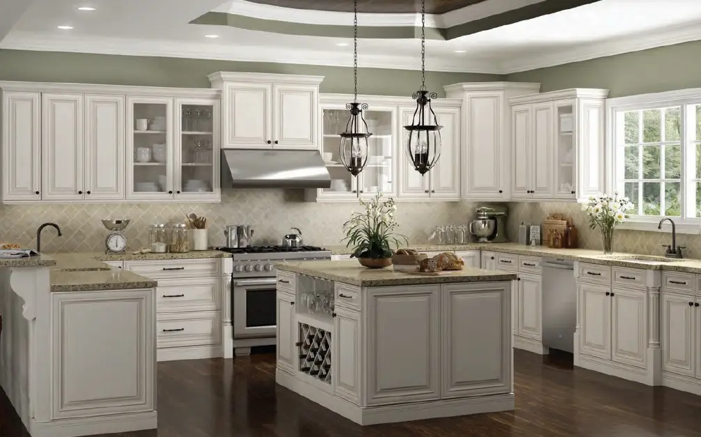 Antique White Solid Wood Kitchen Cabinets